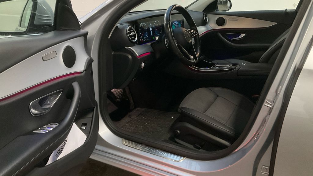 Mercedes-Benz E 220 2022