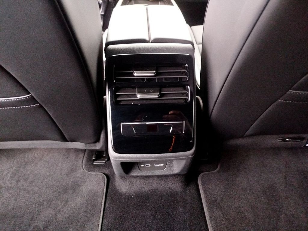 Volkswagen ID.7 2025