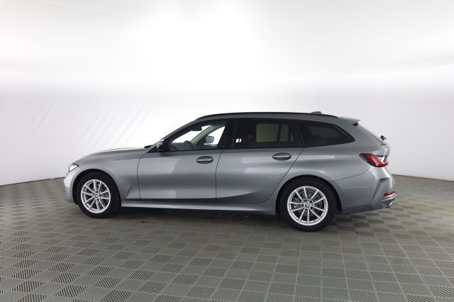 BMW 320 2023