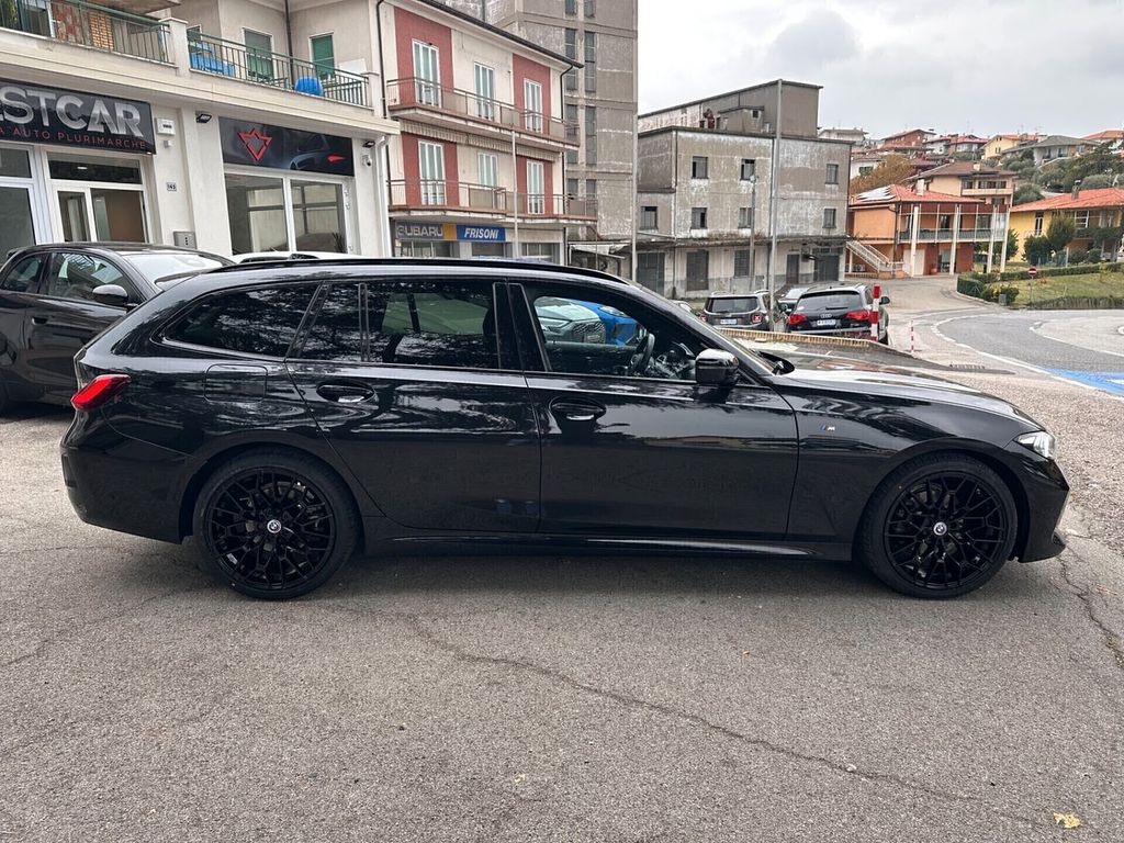 BMW 318 2024