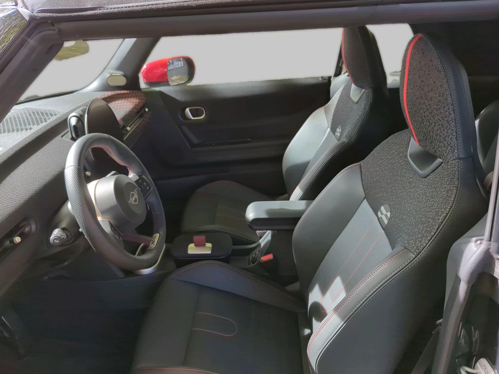 MINI John Cooper Works Cabrio 2024