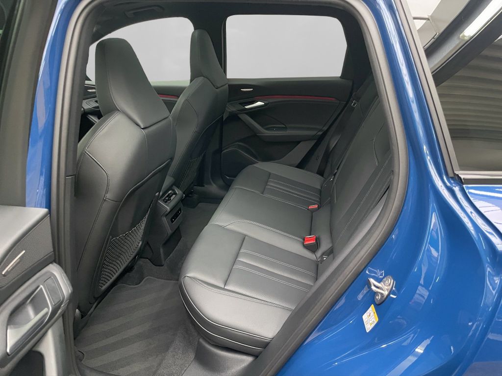 Audi Q6 e-tron 2025
