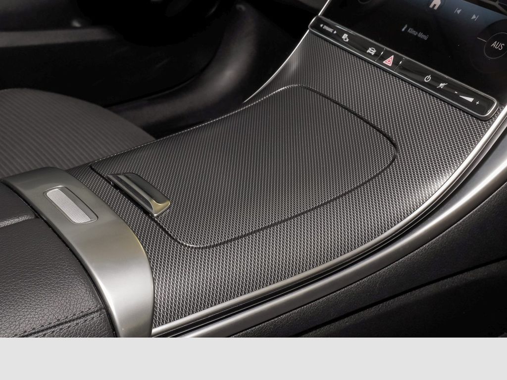 Mercedes-Benz C 200 2022