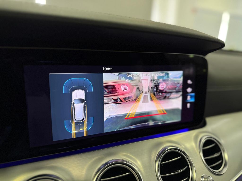 Mercedes-Benz E 300 2022