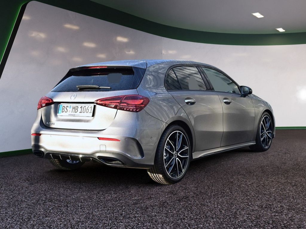 Mercedes-Benz A 200 2025