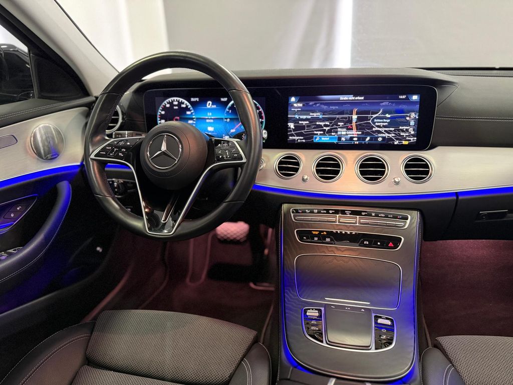Mercedes-Benz E 300 2022