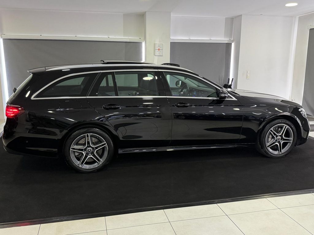Mercedes-Benz E 300 2022