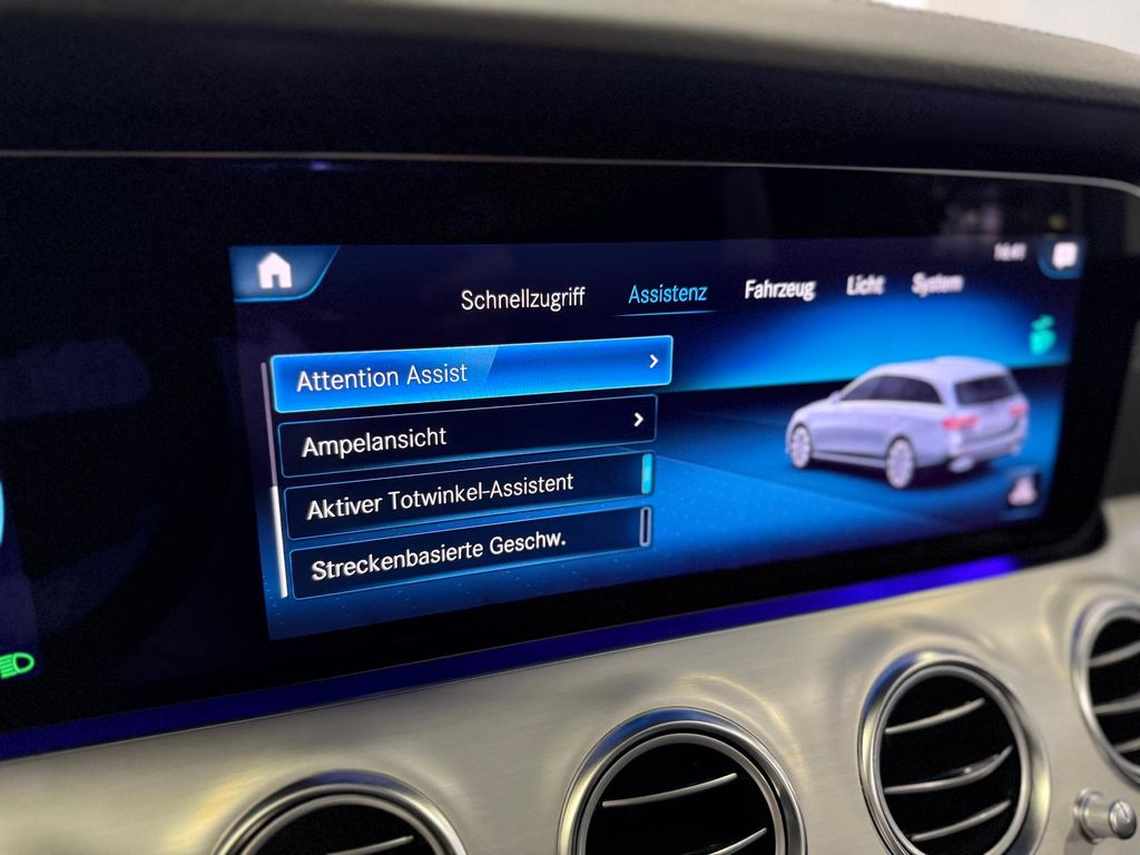 Mercedes-Benz E 300 2022