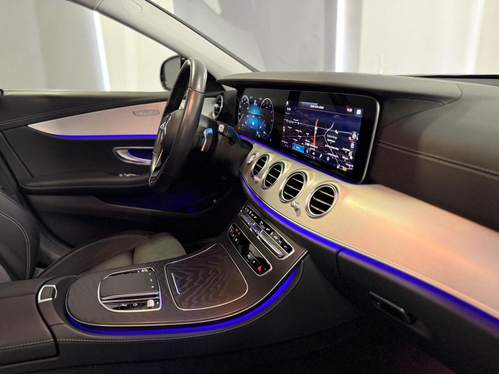 Mercedes-Benz E 300 2022