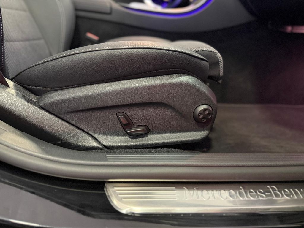 Mercedes-Benz E 300 2022