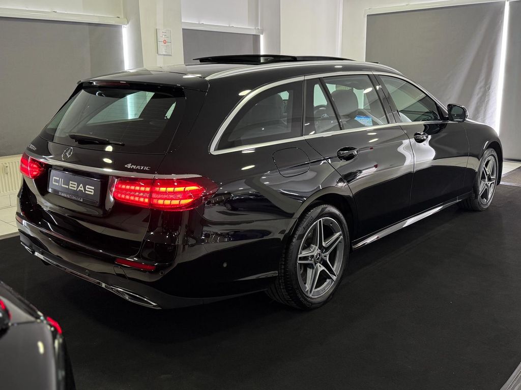 Mercedes-Benz E 300 2022