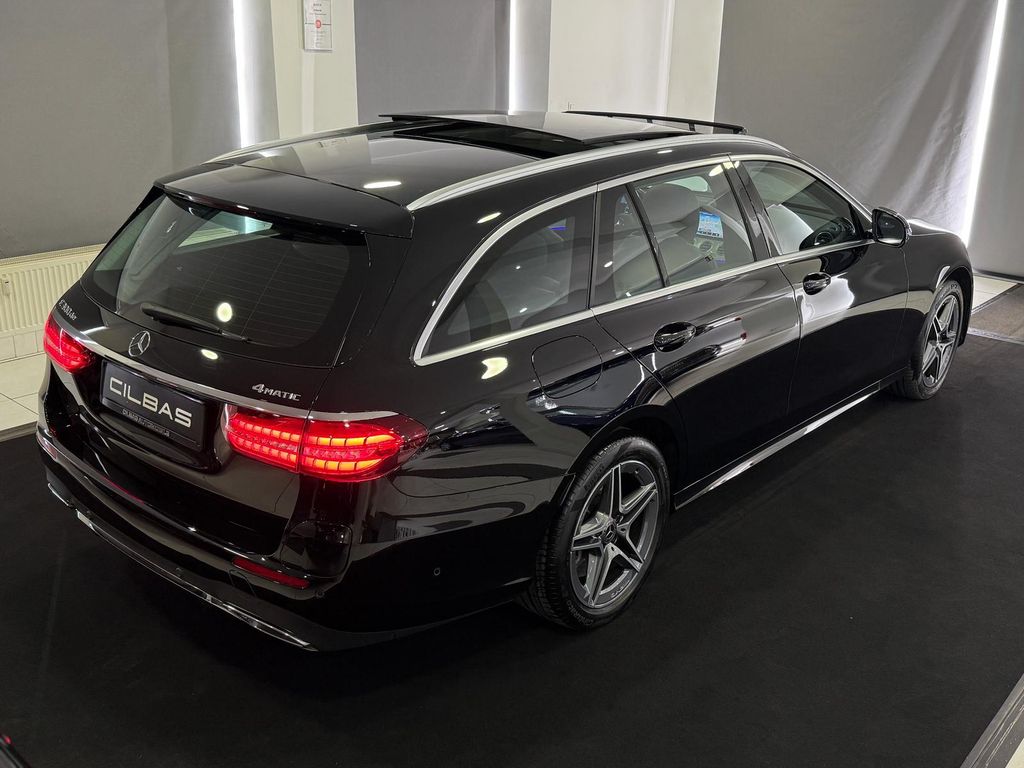 Mercedes-Benz E 300 2022