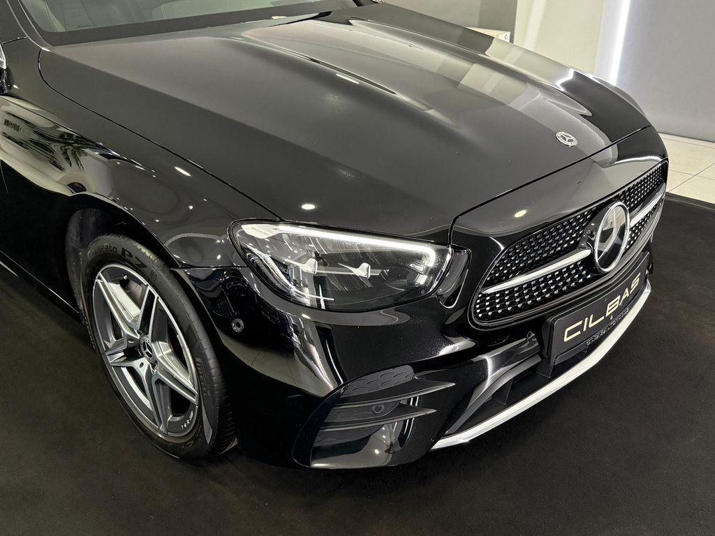 Mercedes-Benz E 300 2022