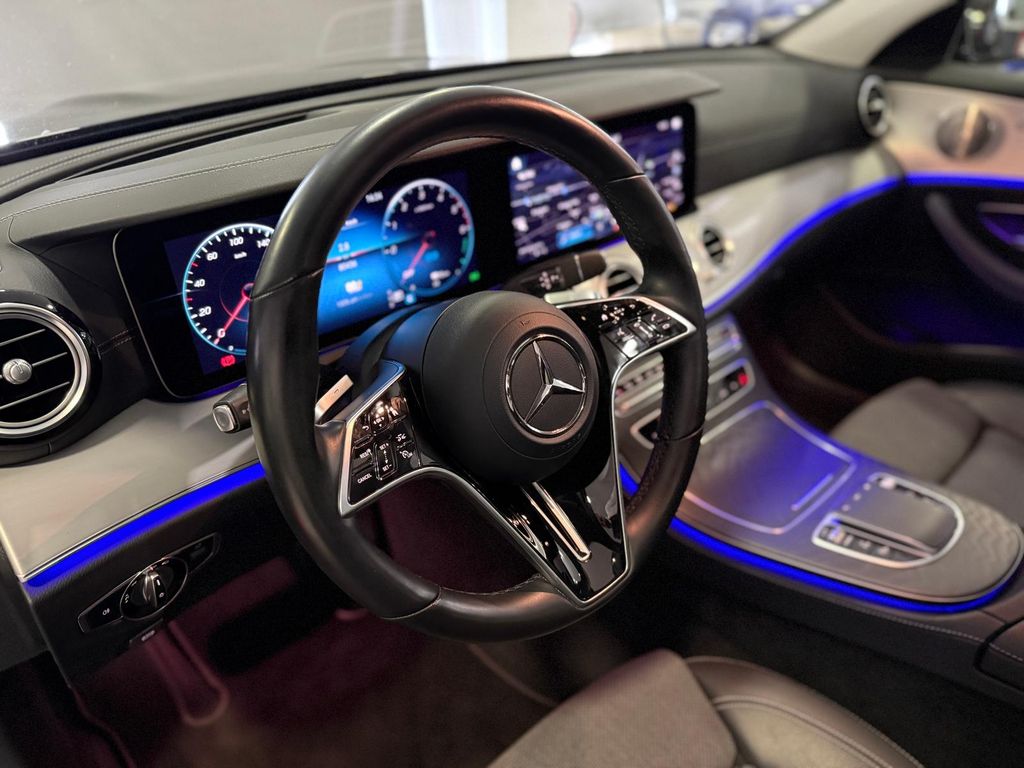 Mercedes-Benz E 300 2022