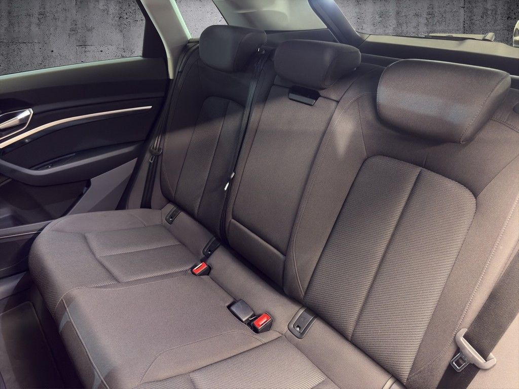 Audi e-tron 2023