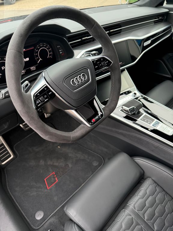 Audi RS6 2025