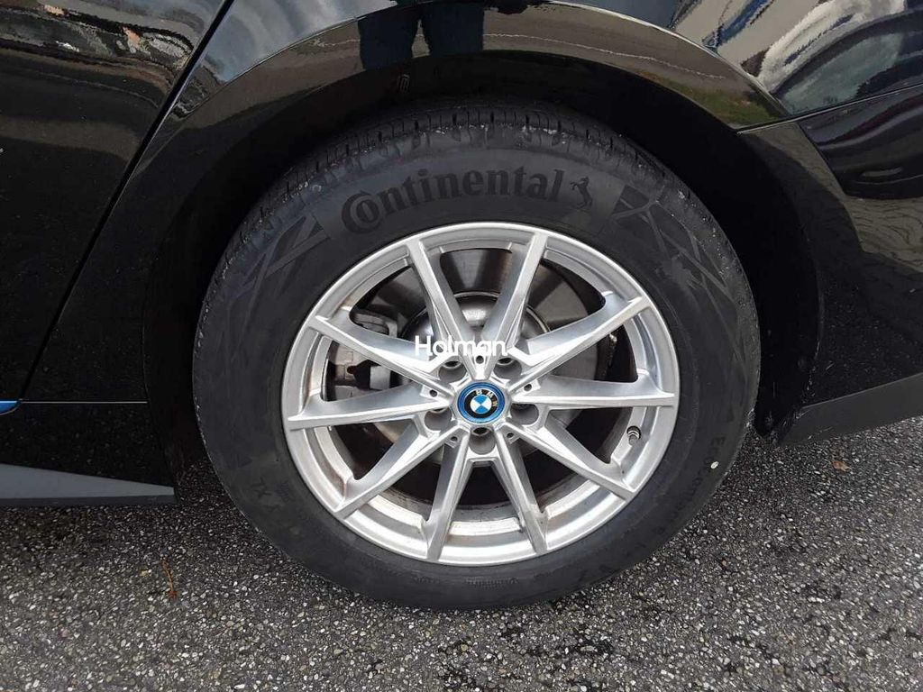 BMW i4 2023