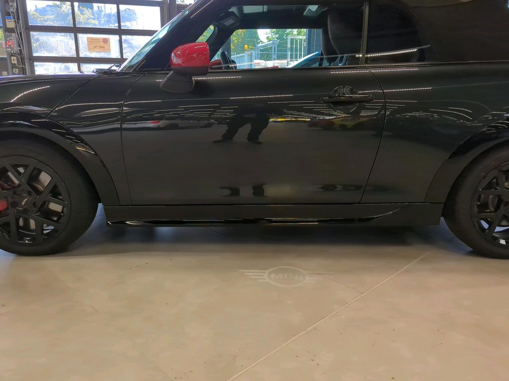 MINI John Cooper Works Cabrio 2024