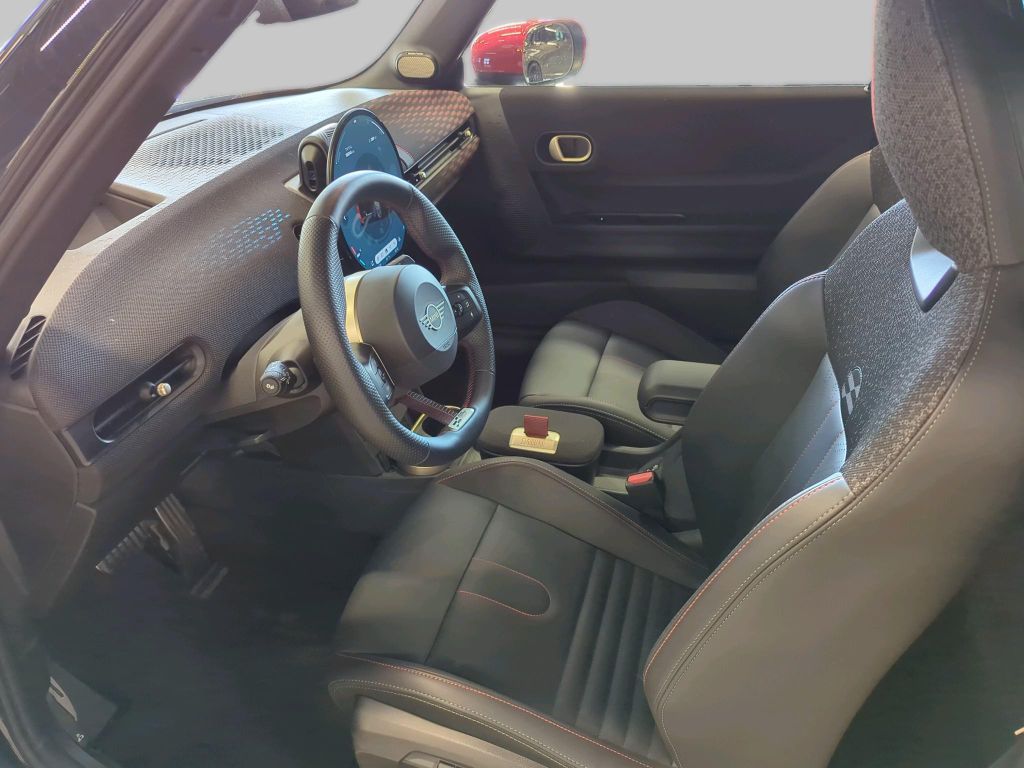 MINI John Cooper Works Cabrio 2024