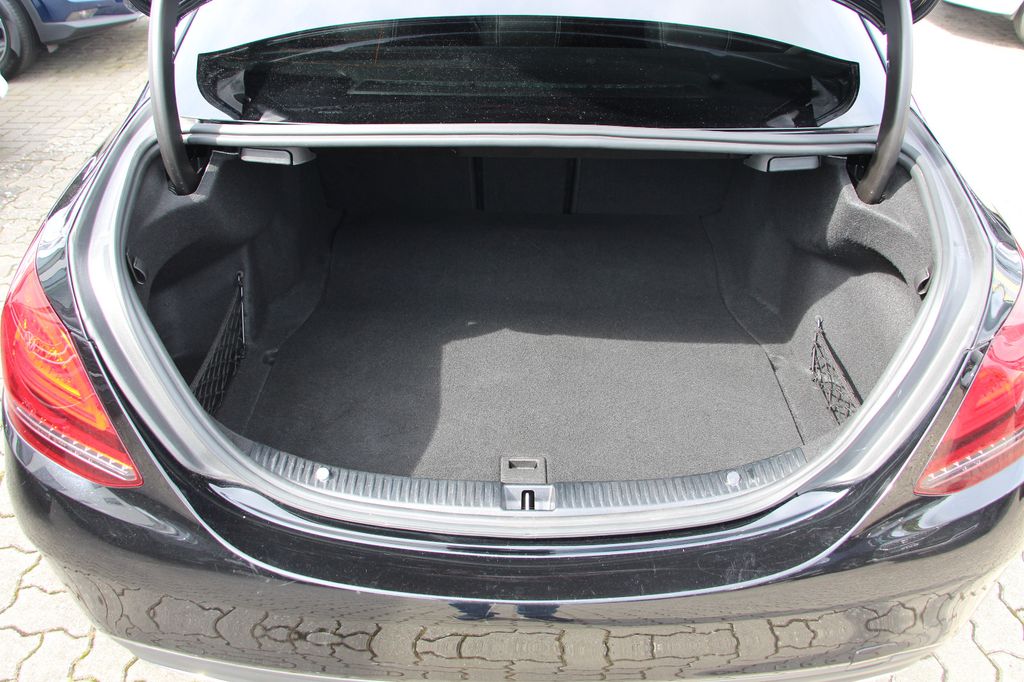 Mercedes-Benz C 200 2021