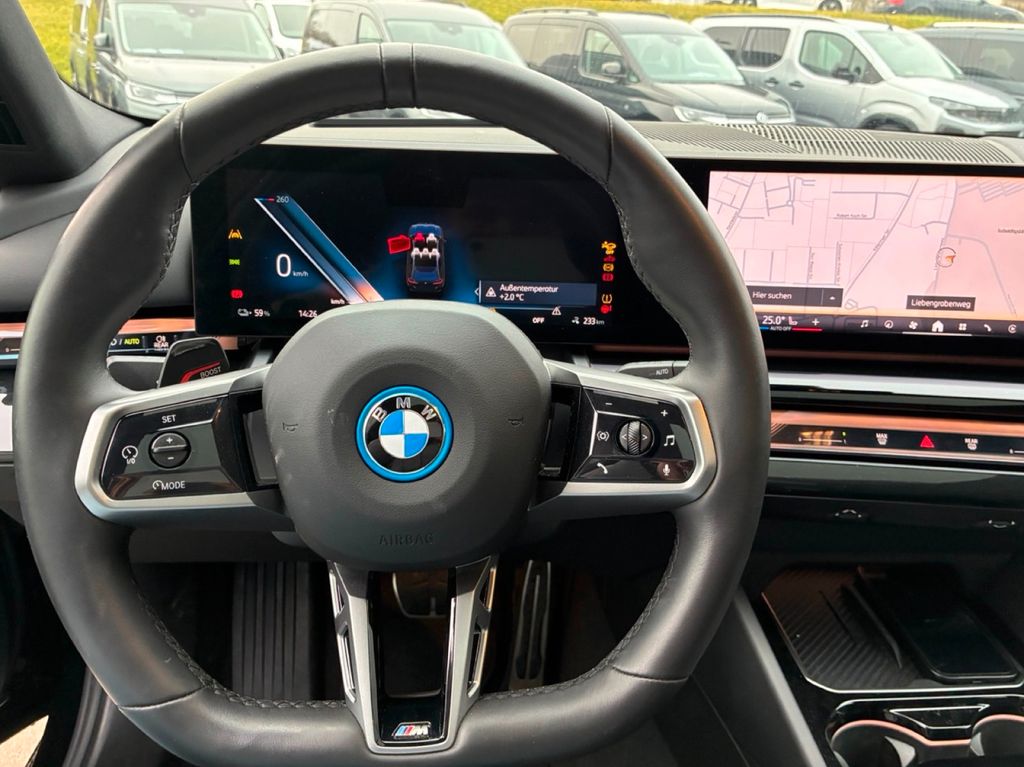BMW i5 2024