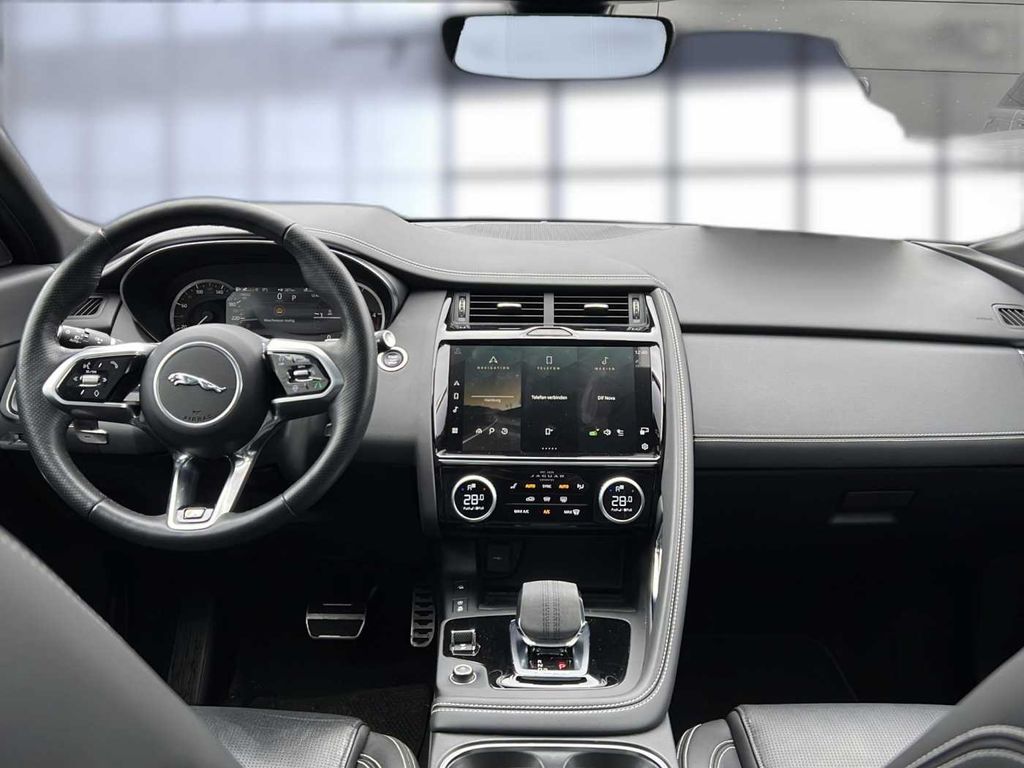 Jaguar E-Pace 2023
