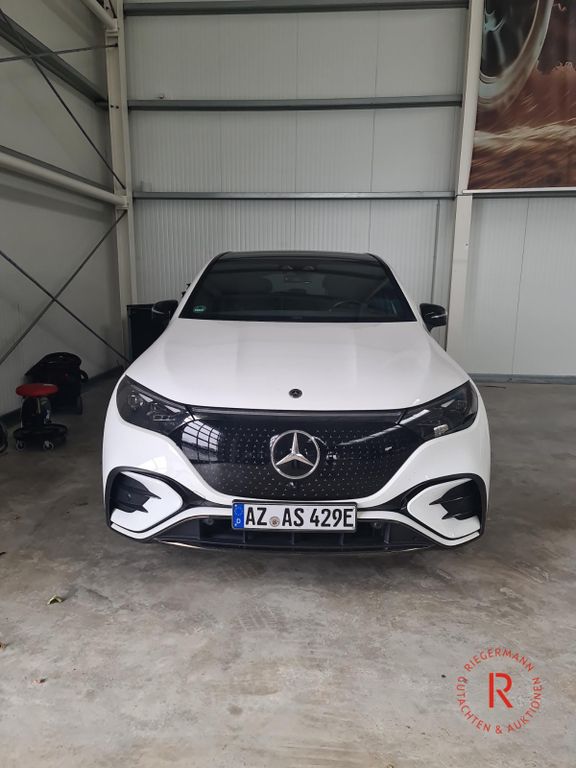 Mercedes-Benz EQE SUV 2024