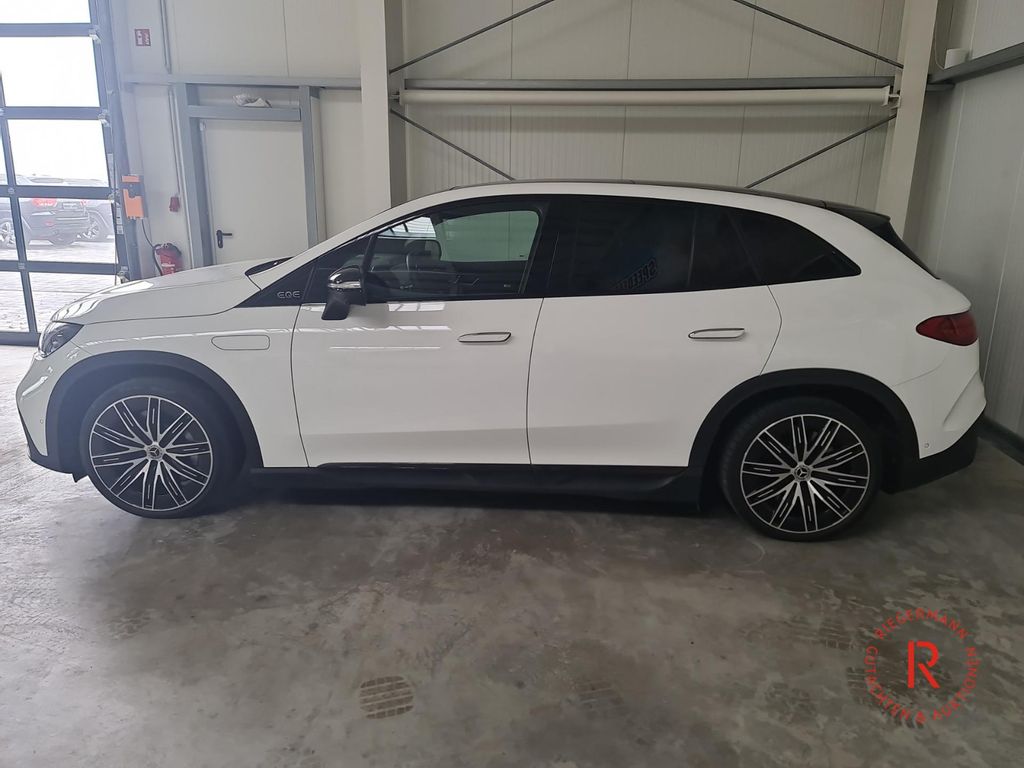 Mercedes-Benz EQE SUV 2024