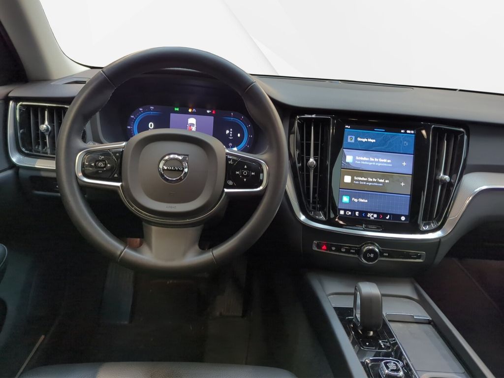 Volvo V60 Cross Country 2023