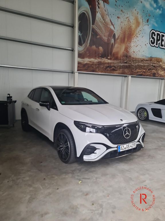 Mercedes-Benz EQE SUV 2024