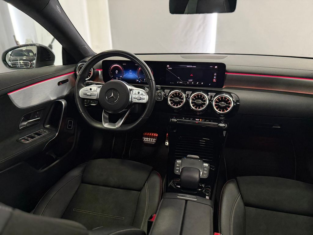 Mercedes-Benz CLA 200 2021