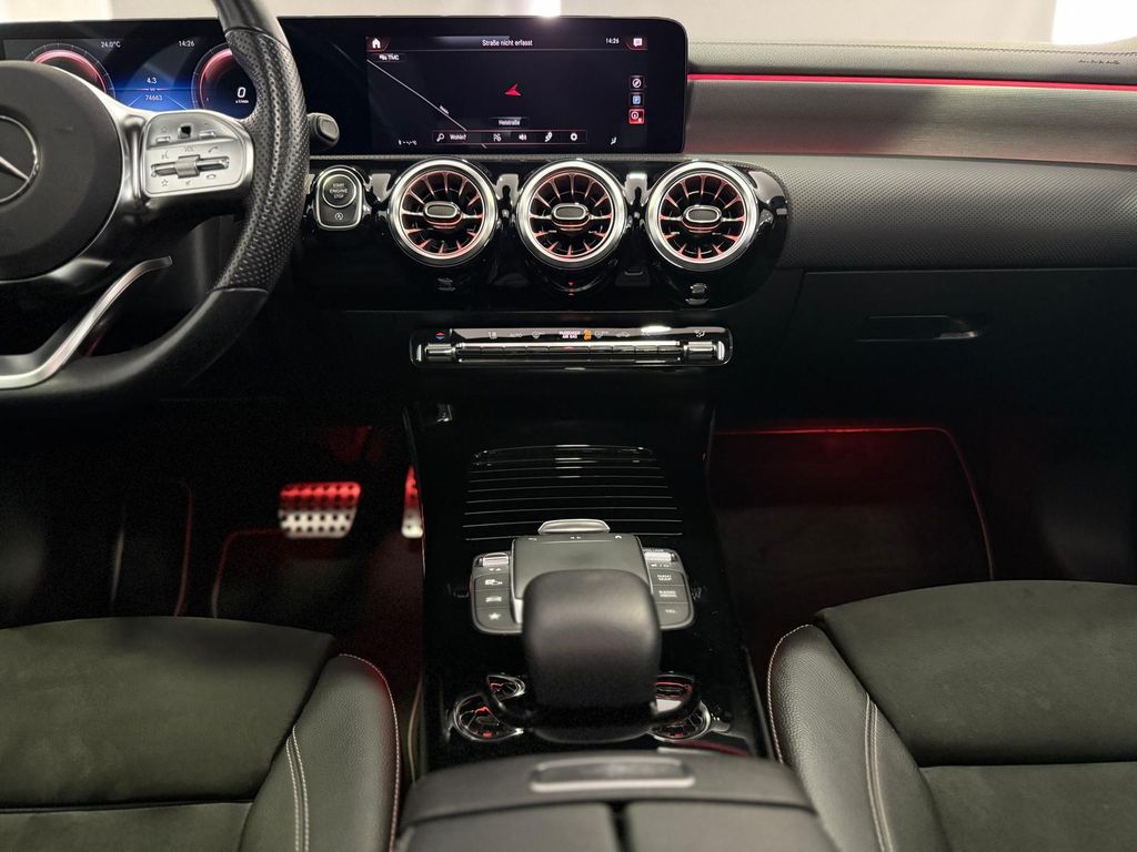 Mercedes-Benz CLA 200 2021