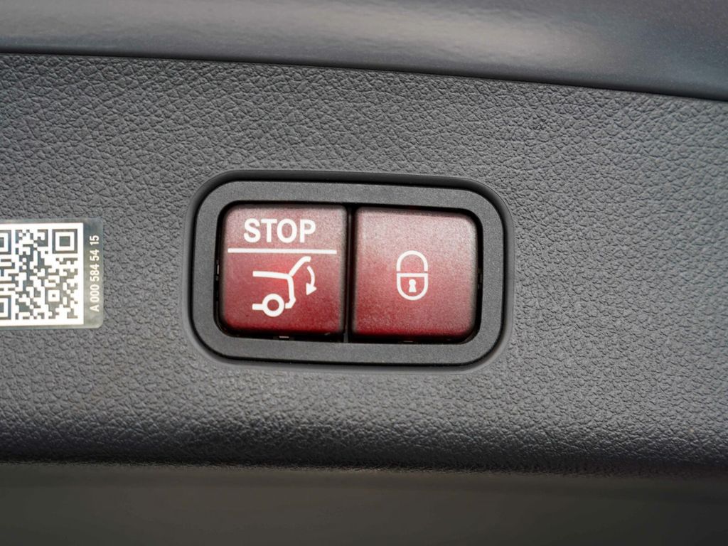 Mercedes-Benz GLC 300 2024