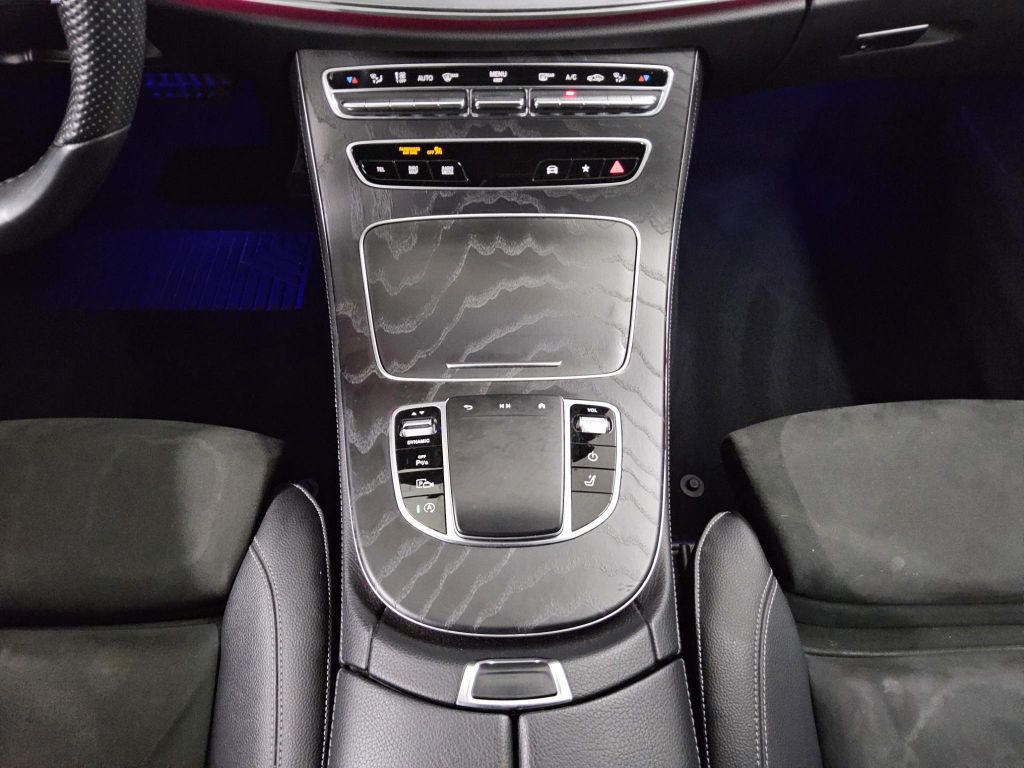 Mercedes-Benz E 220 2021