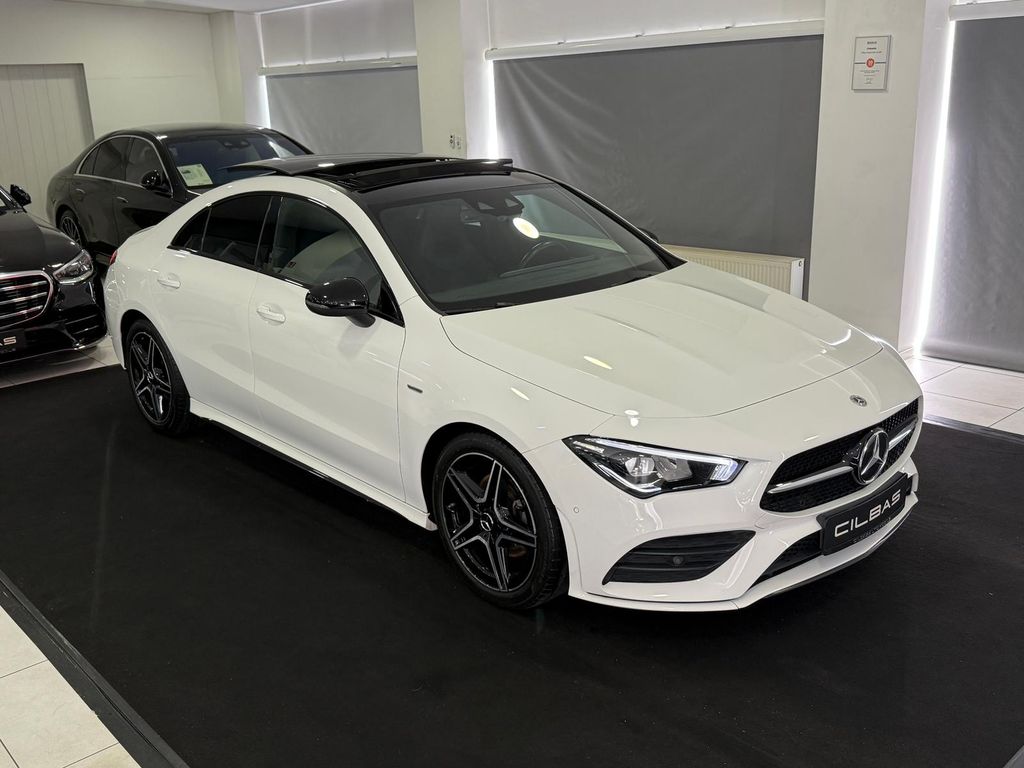 Mercedes-Benz CLA 200 2021