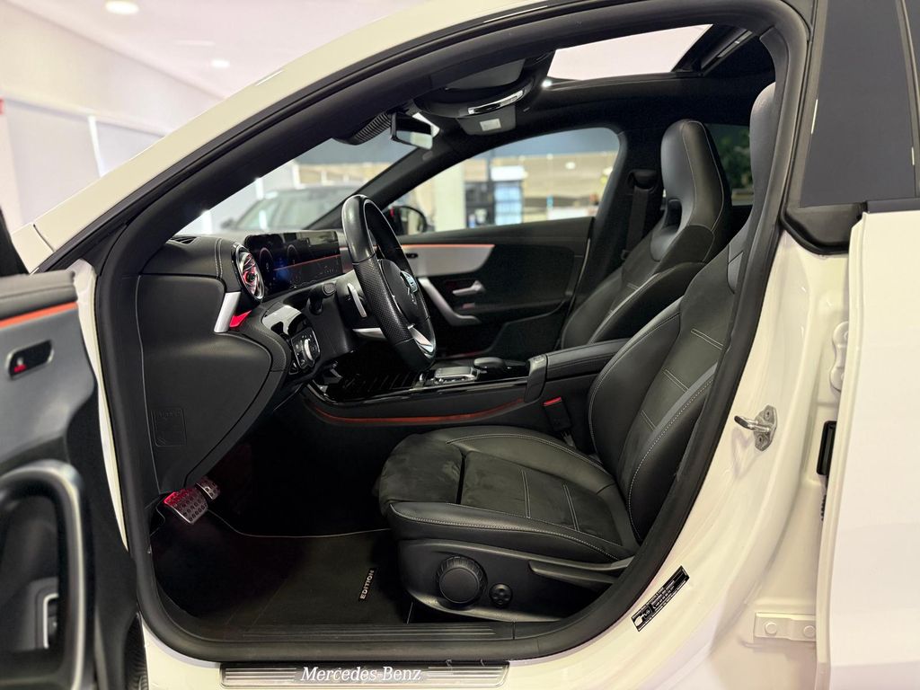 Mercedes-Benz CLA 200 2021