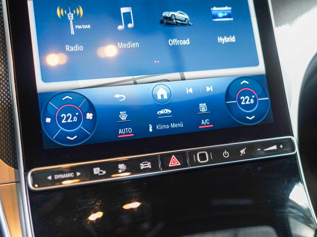 Mercedes-Benz GLC 300 2024