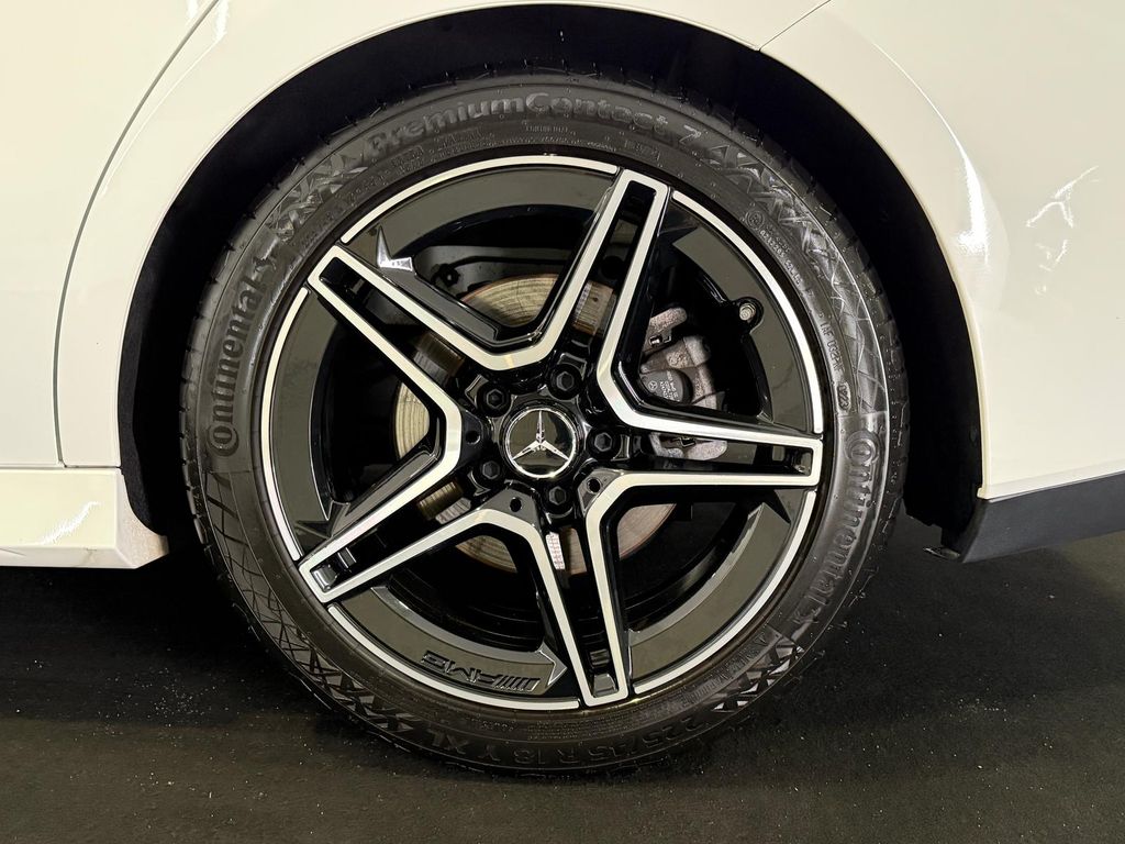 Mercedes-Benz CLA 200 2021