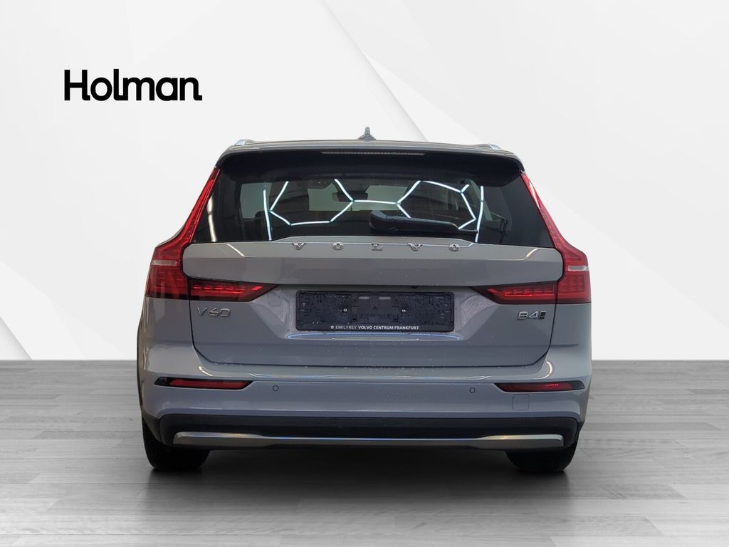 Volvo V60 Cross Country 2023