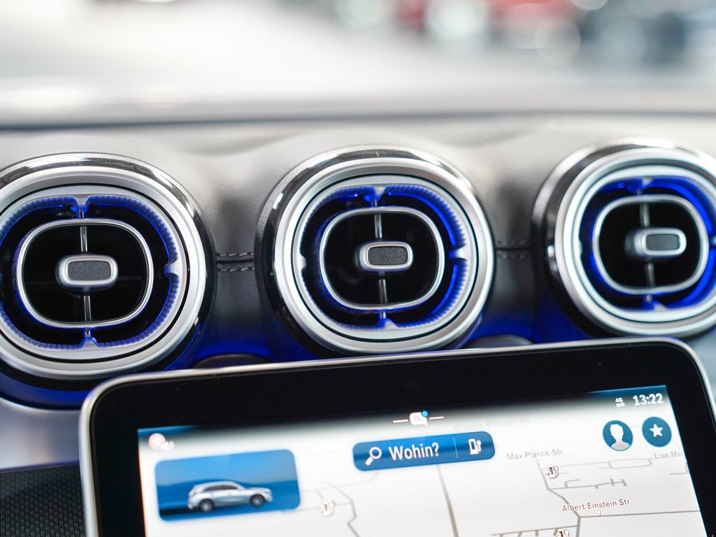 Mercedes-Benz GLC 300 2024