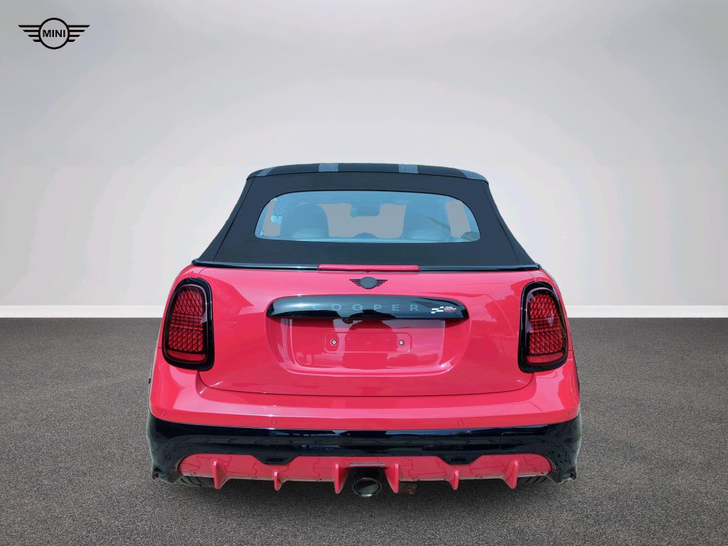 MINI John Cooper Works Cabrio 2024