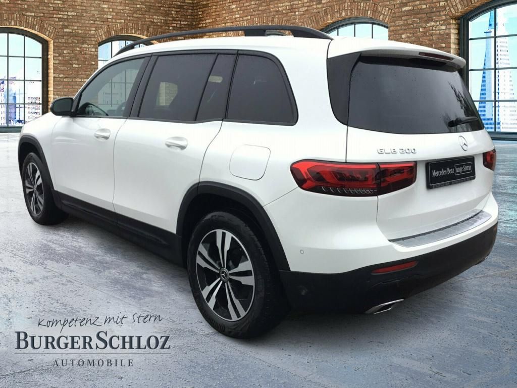 Mercedes-Benz GLB 200 2023