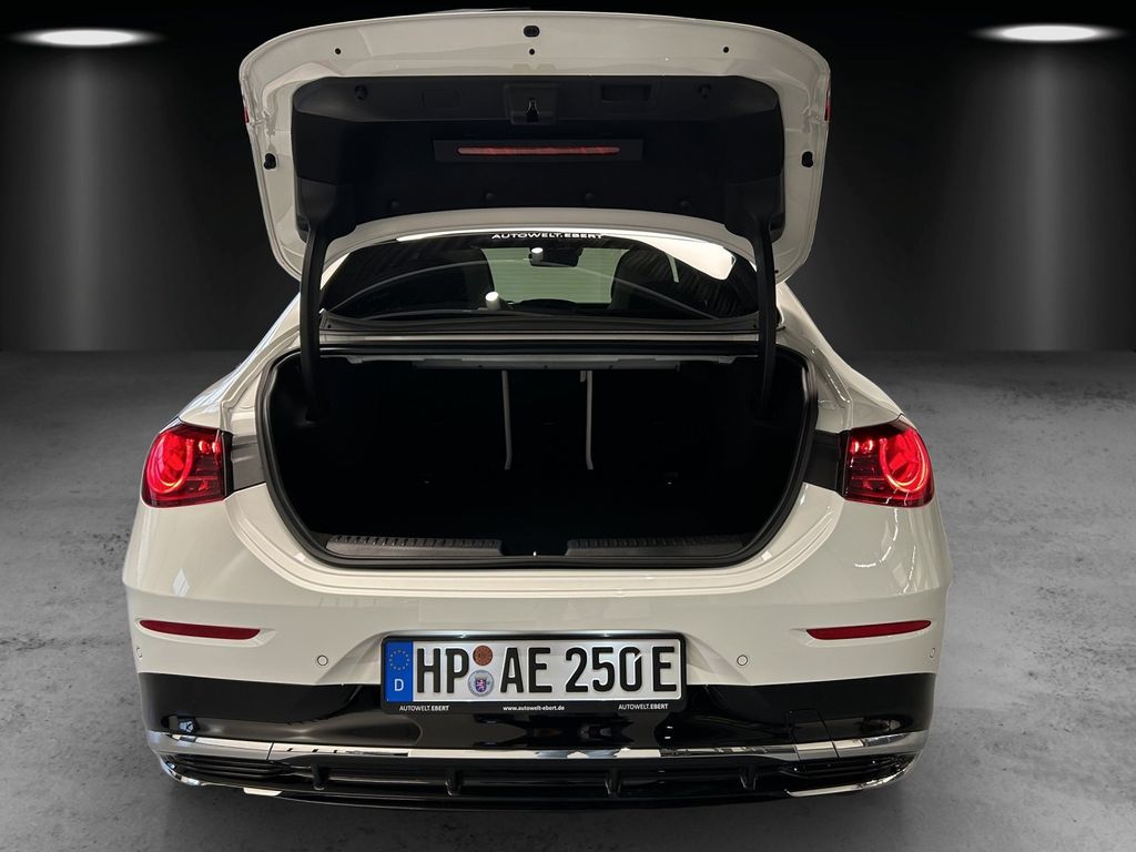 Mercedes-Benz CLA 250 2025