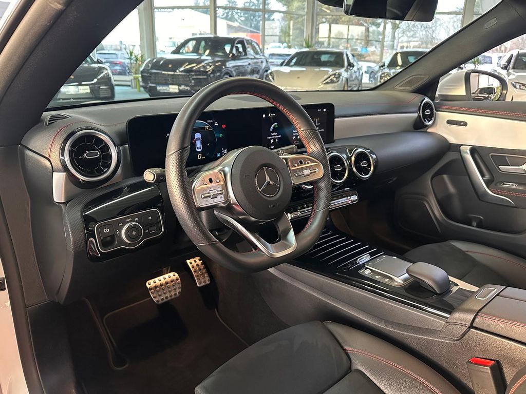 Mercedes-Benz CLA 250 2023