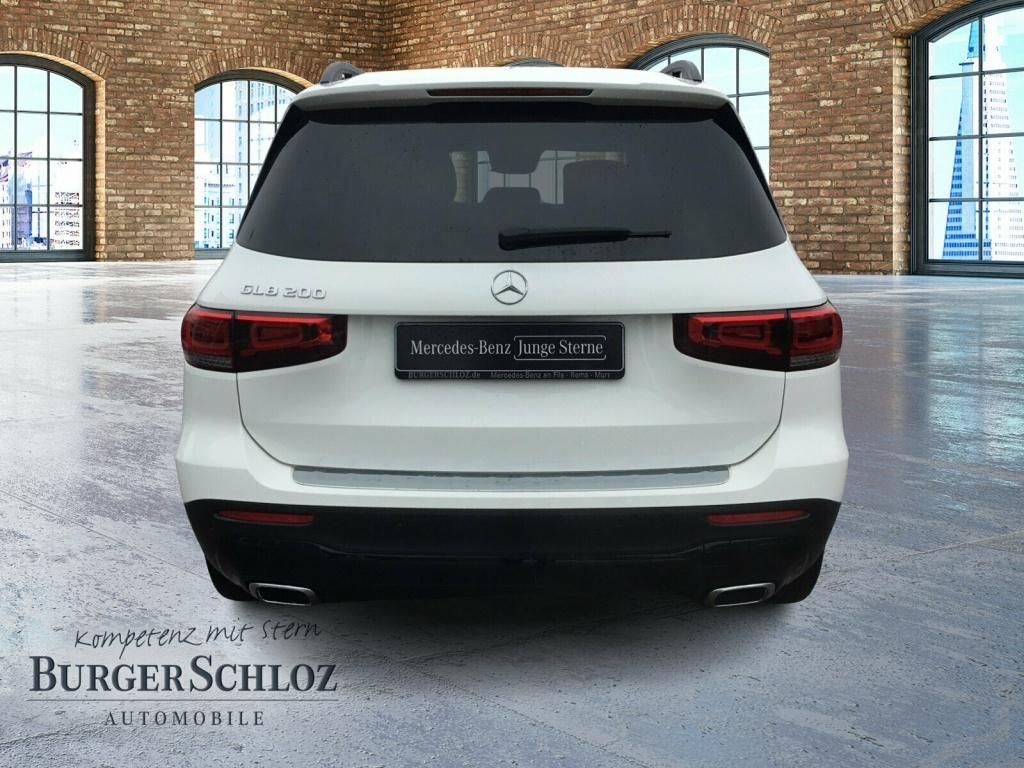 Mercedes-Benz GLB 200 2023
