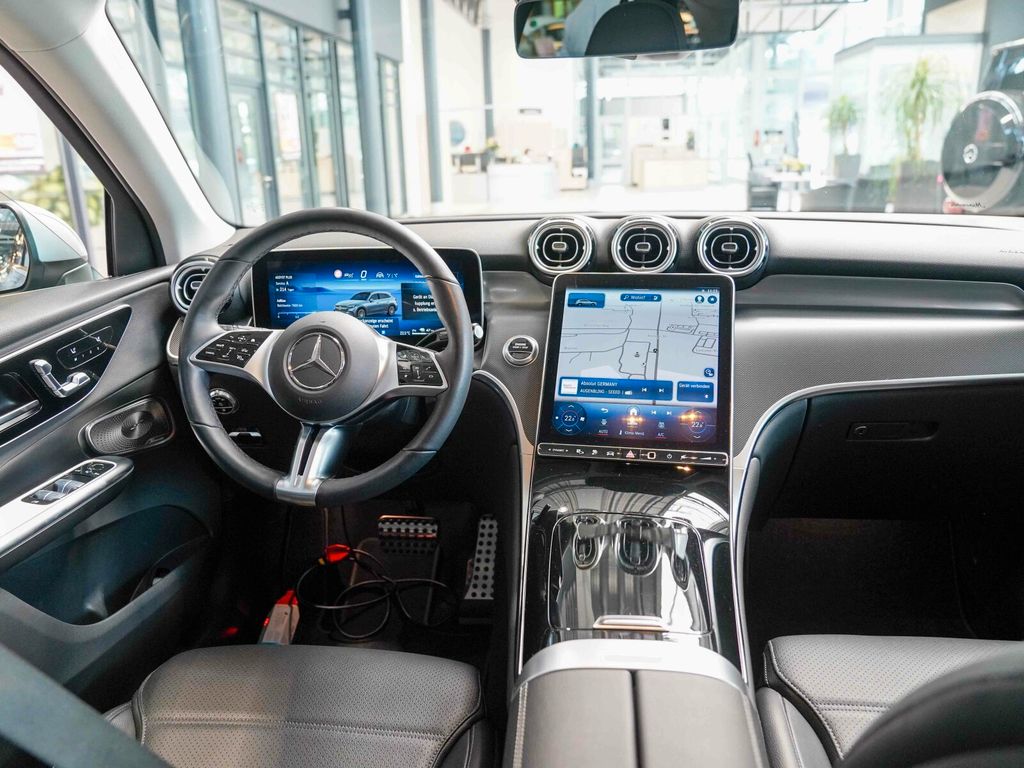 Mercedes-Benz GLC 300 2023