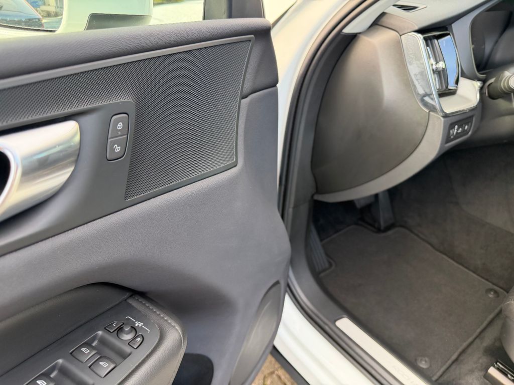 Volvo XC60 2021