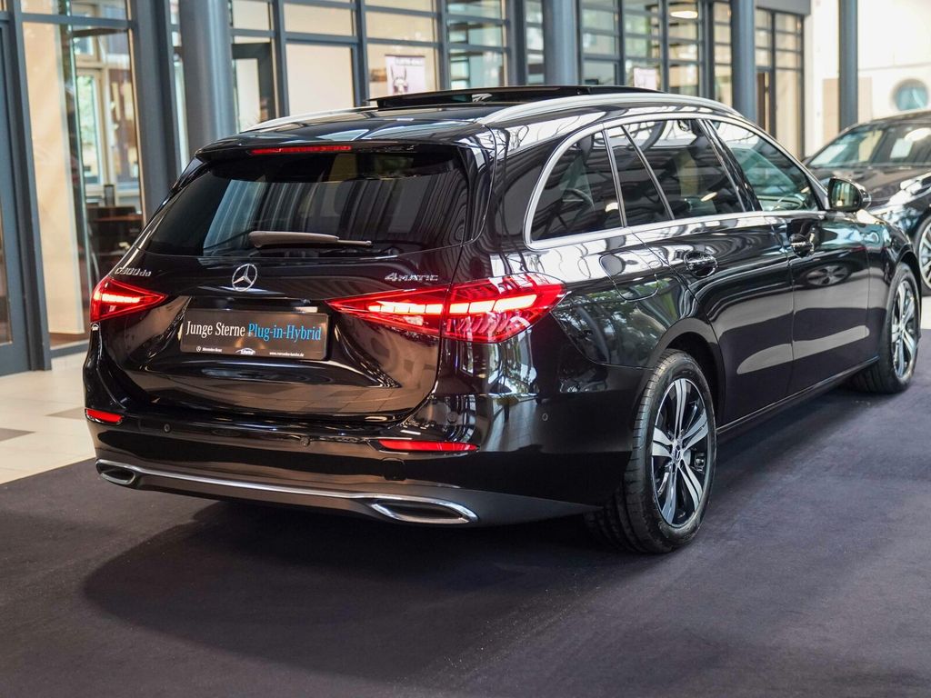 Mercedes-Benz C 300 2024