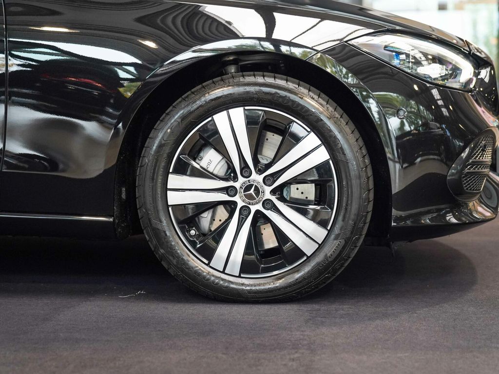Mercedes-Benz C 300 2024