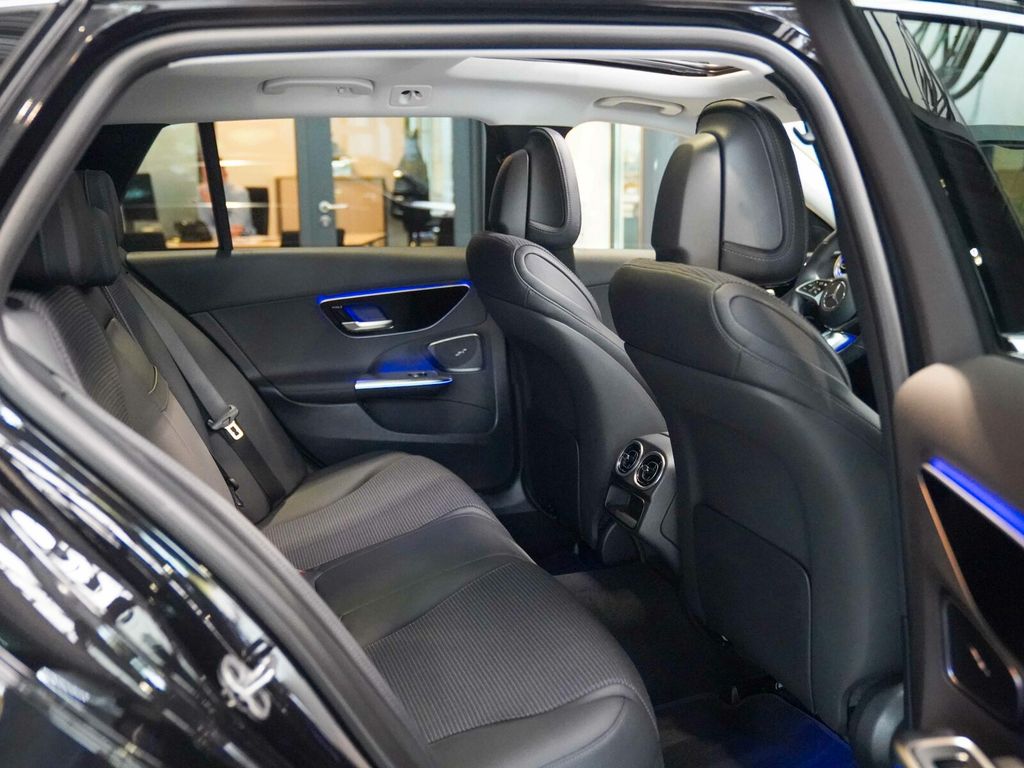 Mercedes-Benz C 300 2024